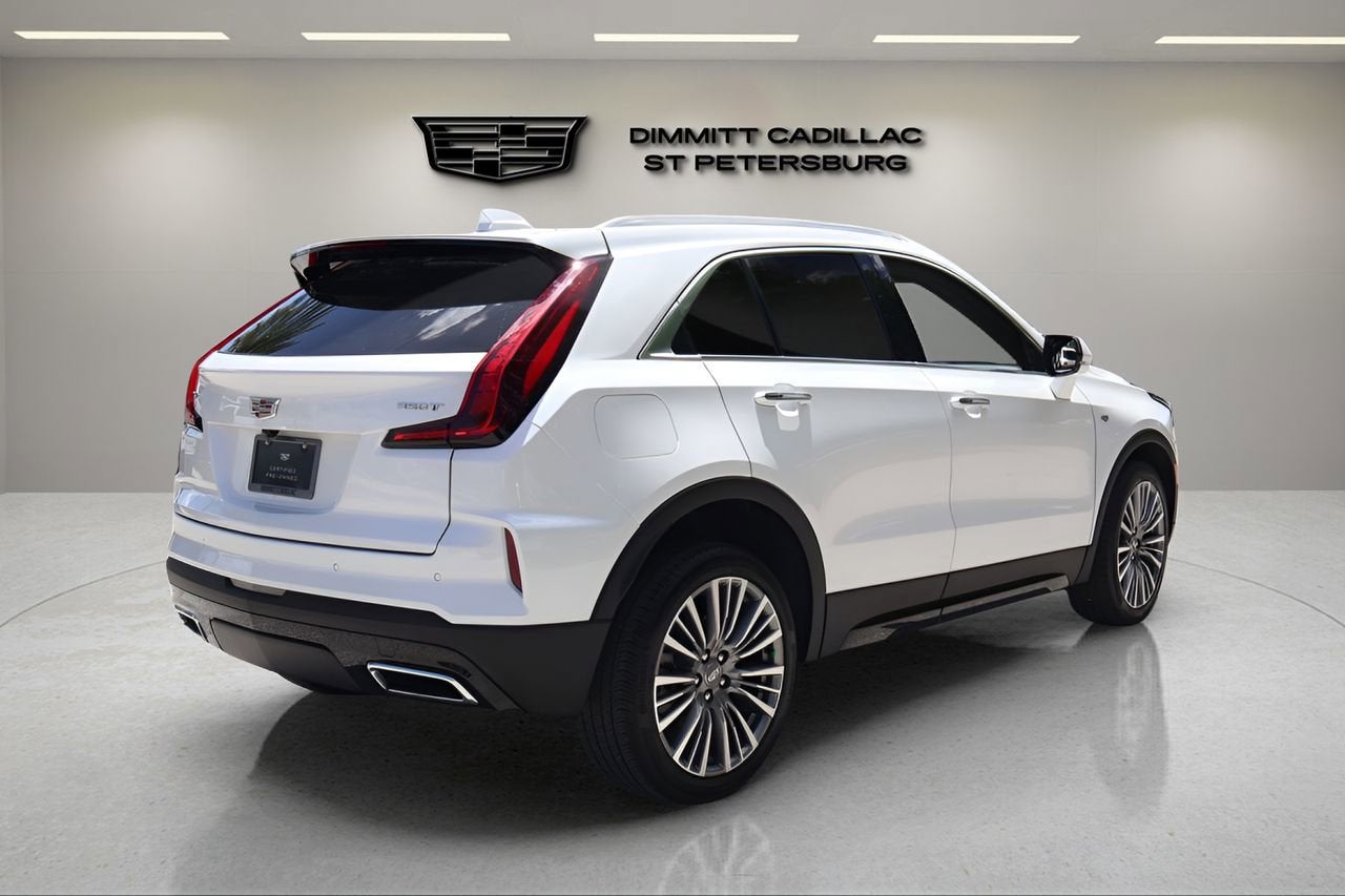 2024 Cadillac XT4 Premium Luxury