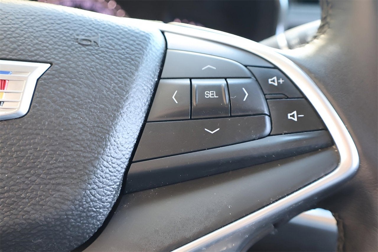 2017 Cadillac XT5 Luxury FWD