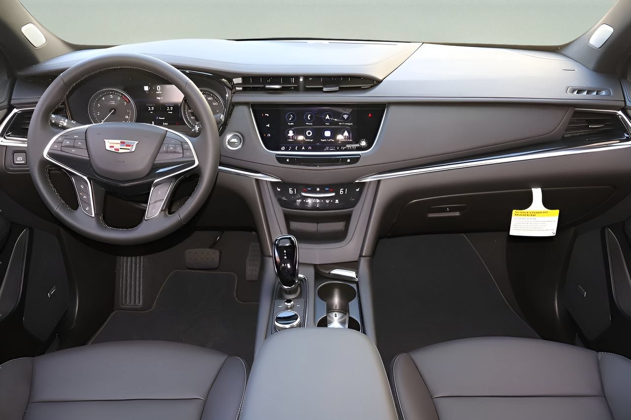 2026 Cadillac XT5 Premium Luxury