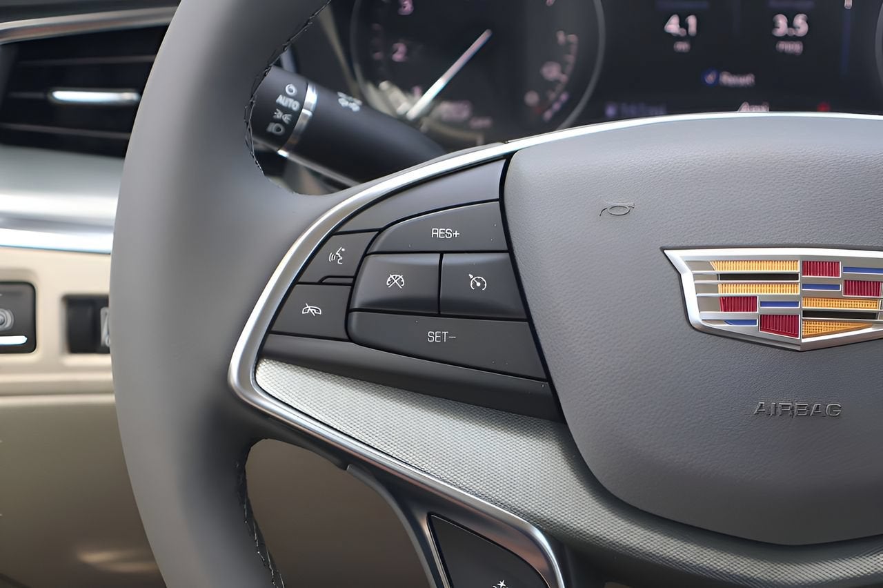 2026 Cadillac XT5 Premium Luxury