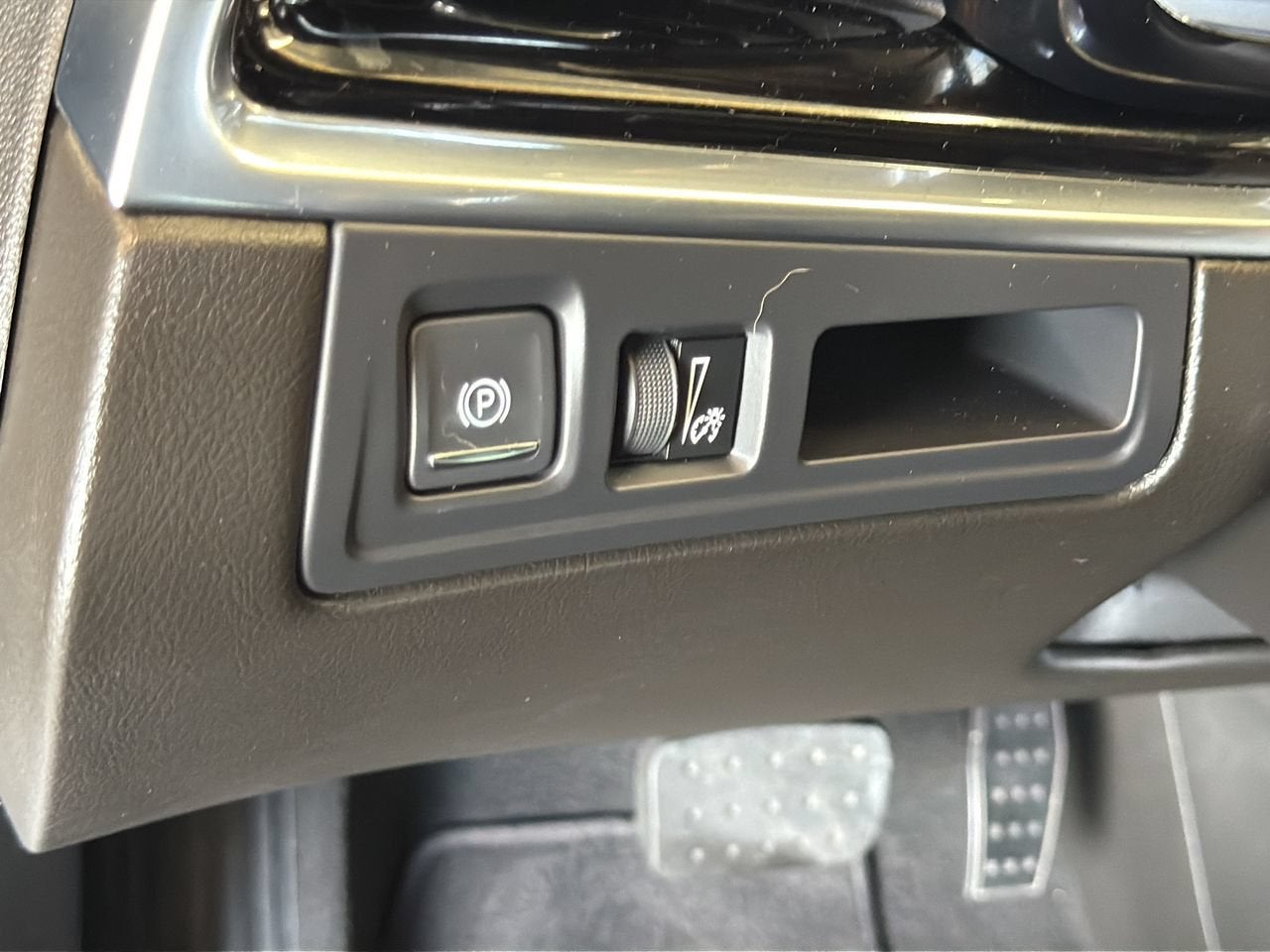2023 Cadillac XT6 FWD Premium Luxury