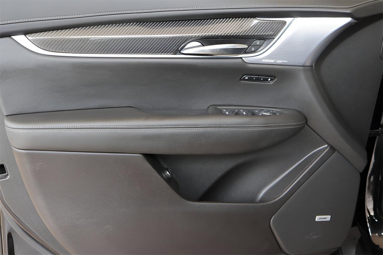 2023 Cadillac XT6 Sport