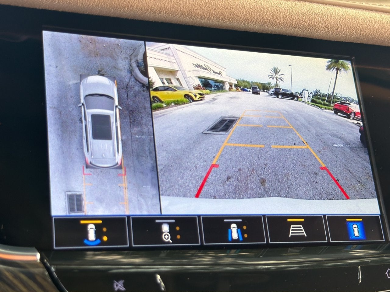 2024 Cadillac XT6 Sport