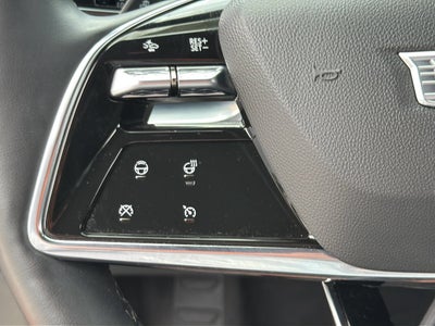 2024 Cadillac LYRIQ Luxury 2