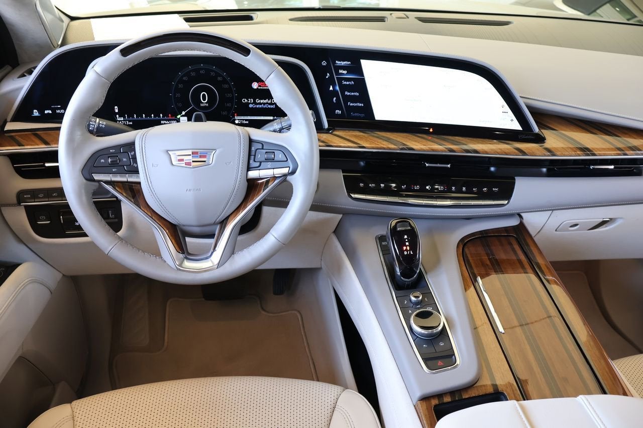 2023 Cadillac Escalade Premium Luxury Platinum