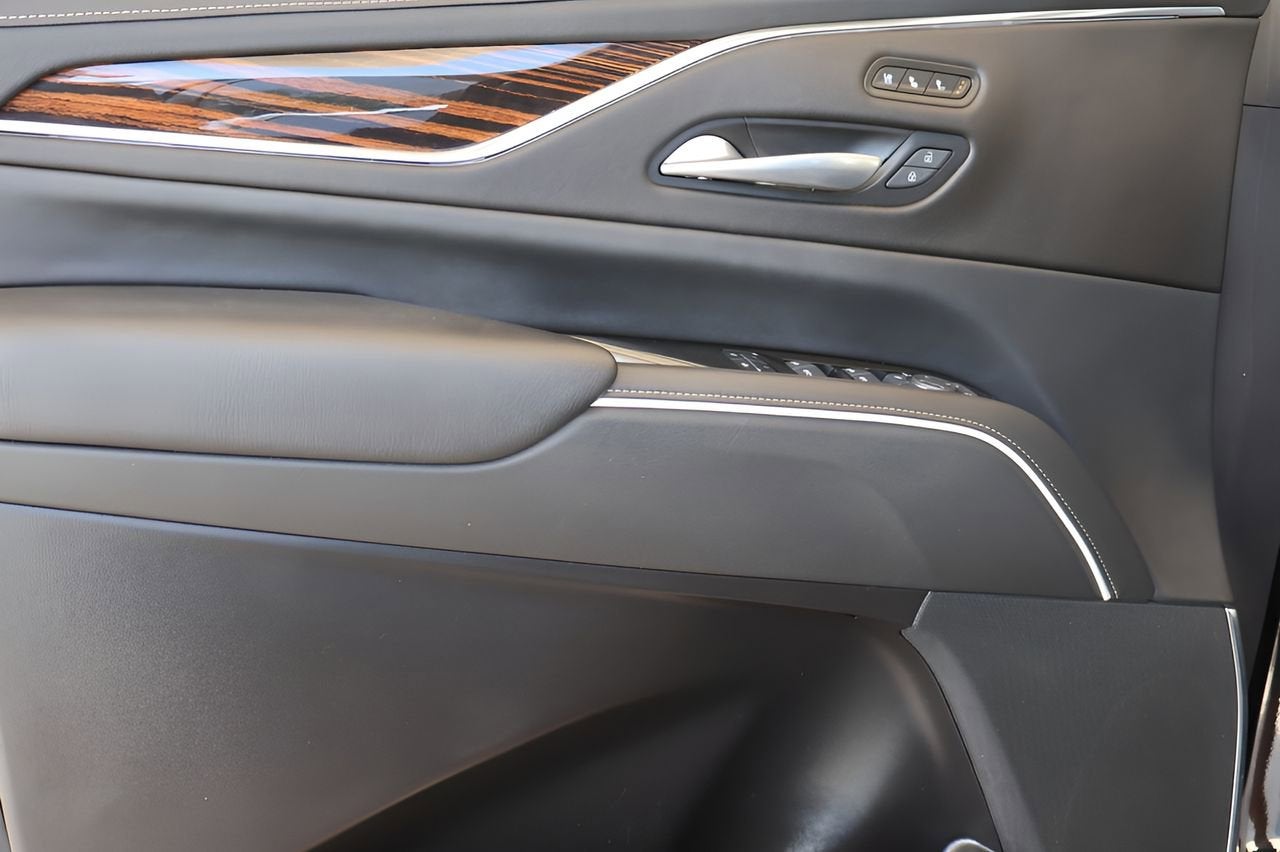 2024 Cadillac Escalade ESV Premium Luxury