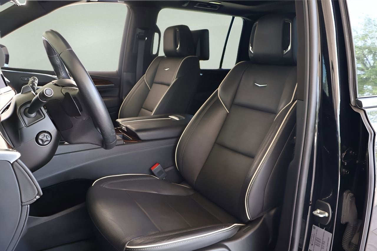 2024 Cadillac Escalade ESV Premium Luxury