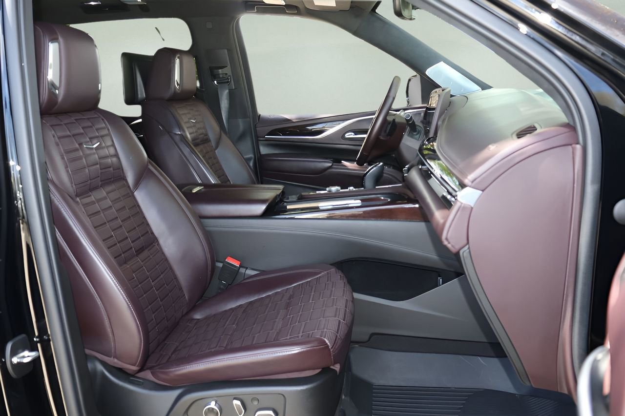 2023 Cadillac Escalade ESV Sport Platinum