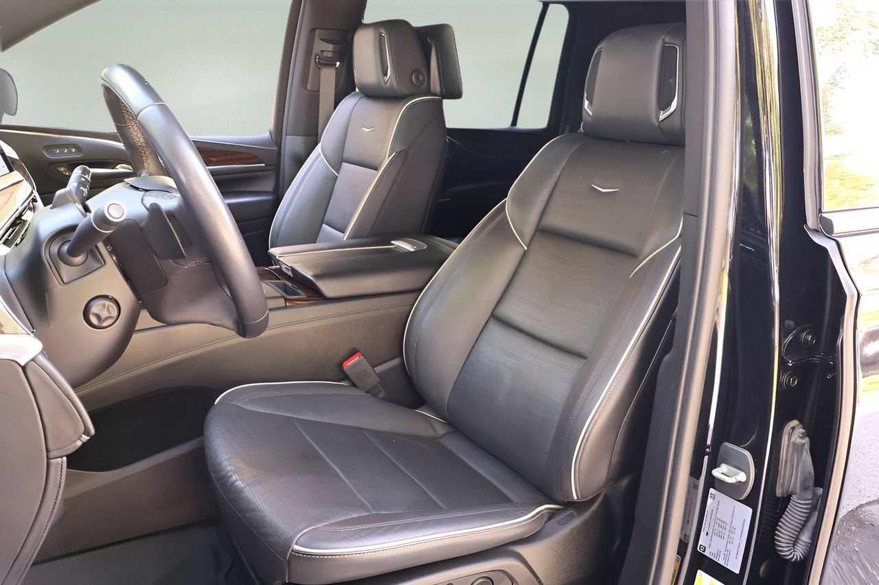 2023 Cadillac Escalade ESV Premium Luxury