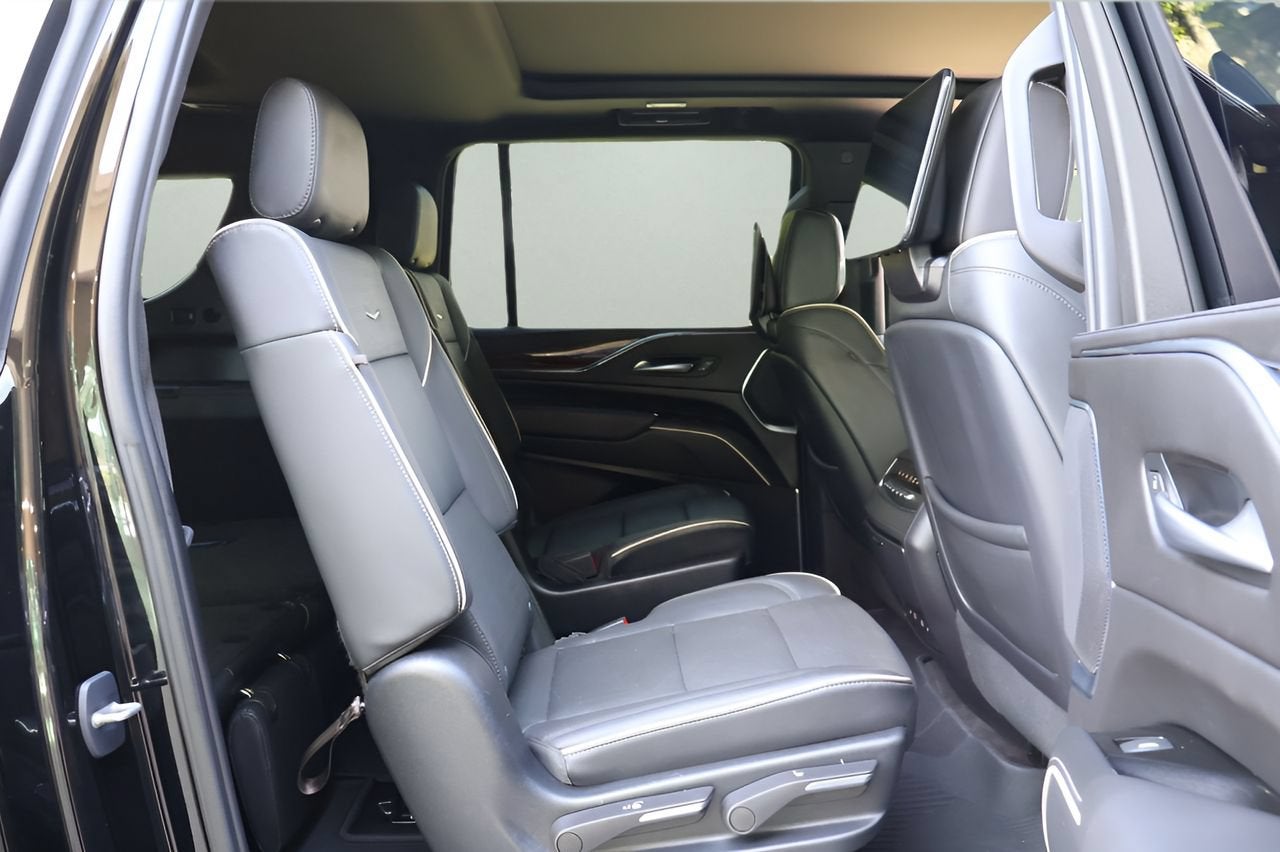 2023 Cadillac Escalade ESV Premium Luxury
