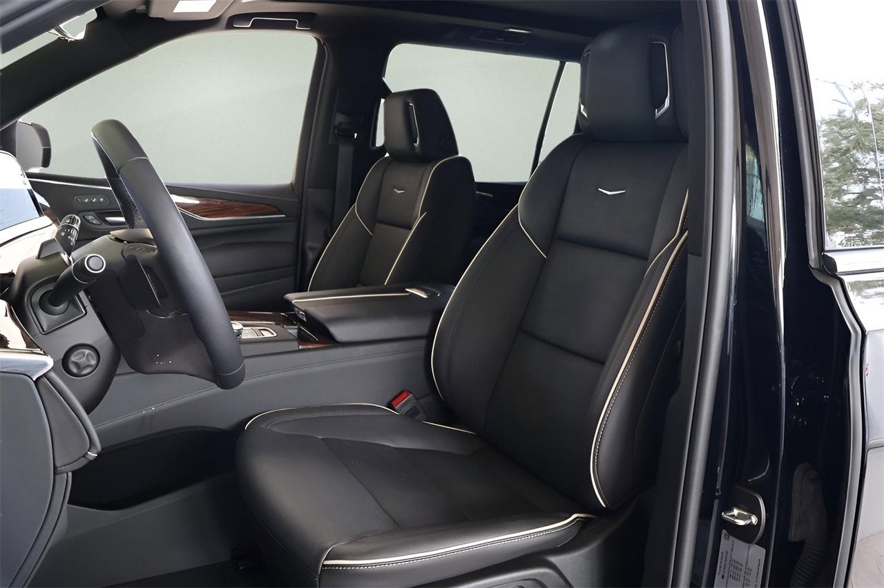 2024 Cadillac Escalade ESV Premium Luxury