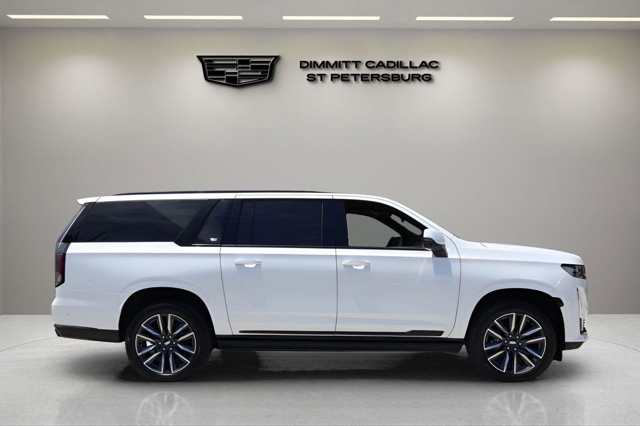 2022 Cadillac Escalade ESV Sport