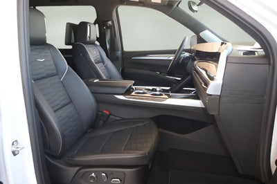 2026 Cadillac Escalade ESV Platinum Sport