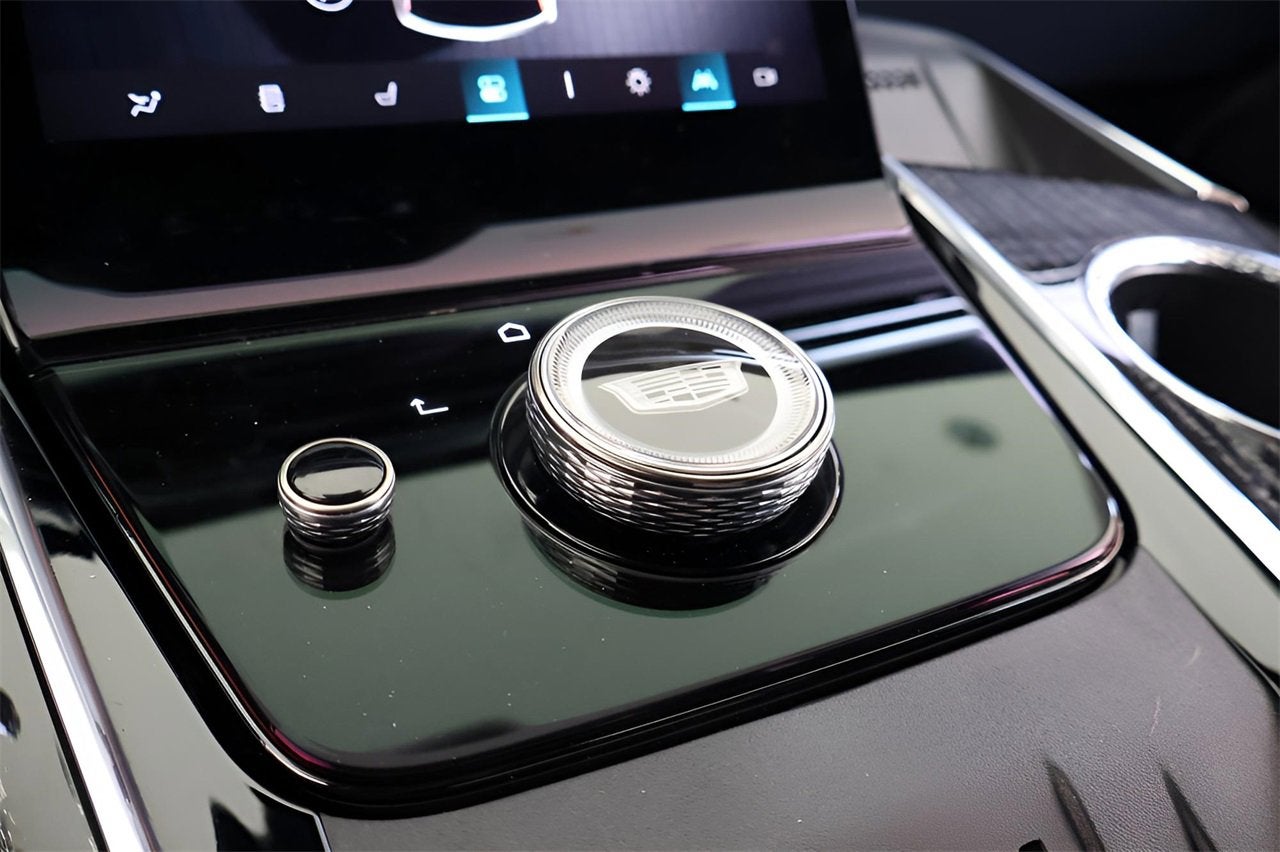 2025 Cadillac ESCALADE IQ Luxury 1