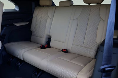 2025 Cadillac ESCALADE IQ Luxury 2