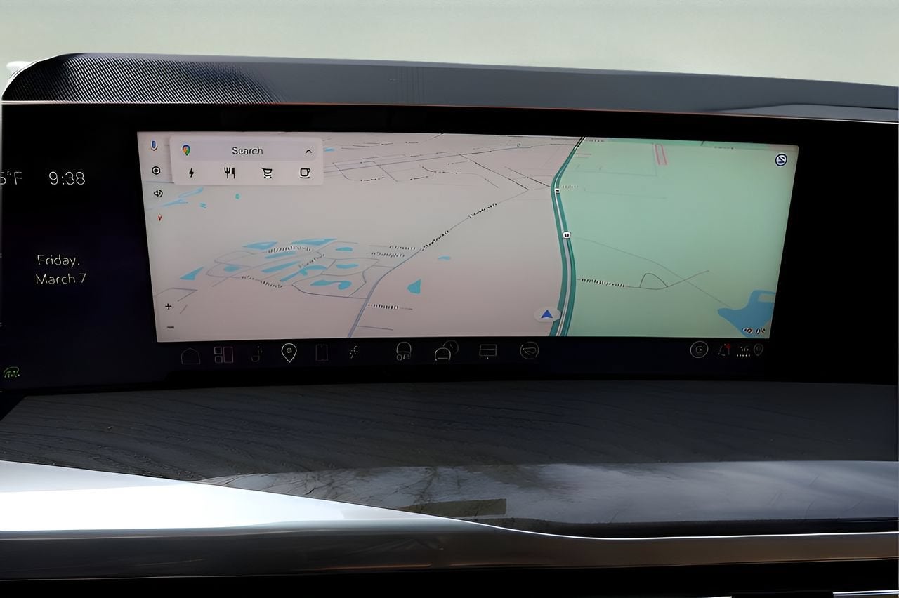 2025 Cadillac ESCALADE IQ Luxury 2