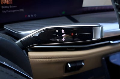 2025 Cadillac ESCALADE IQ Luxury 2