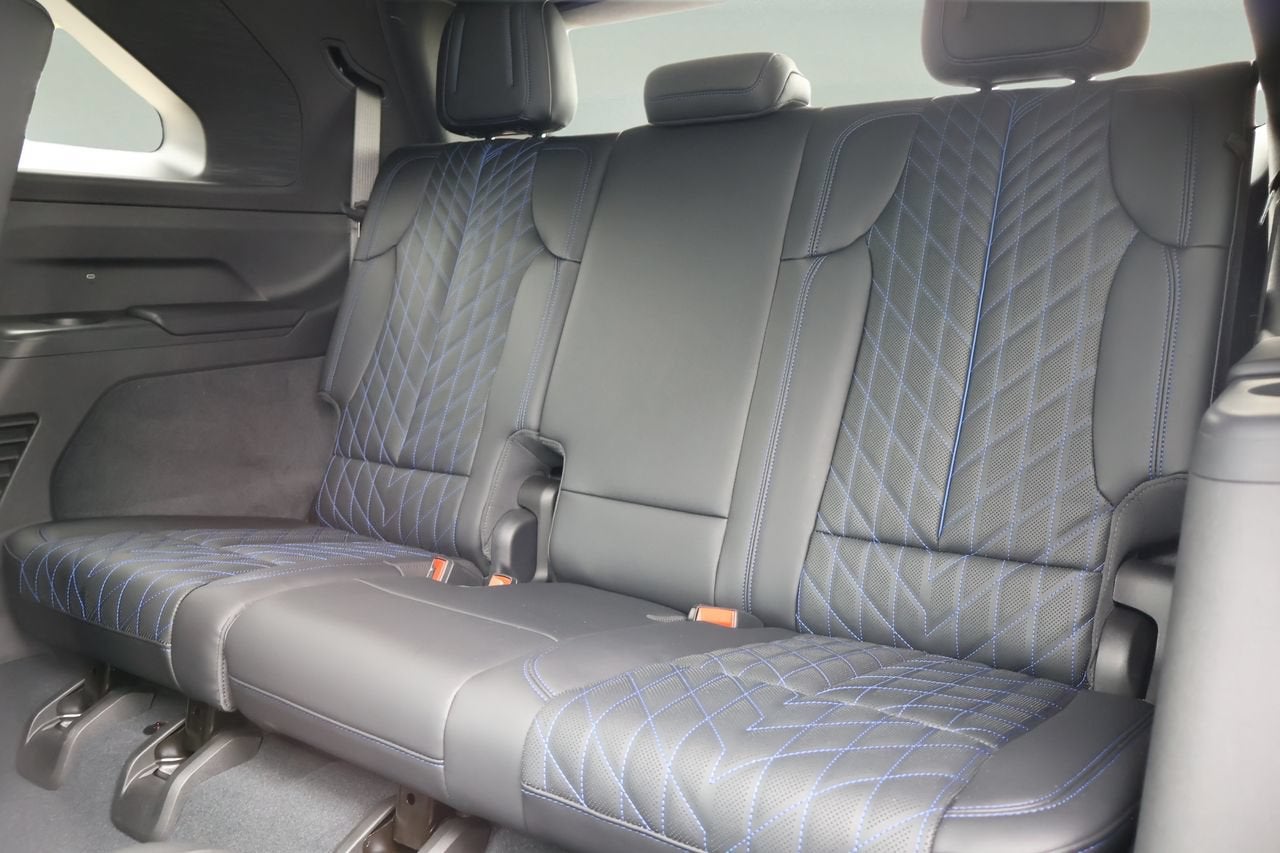 2025 Cadillac ESCALADE IQ Sport 1