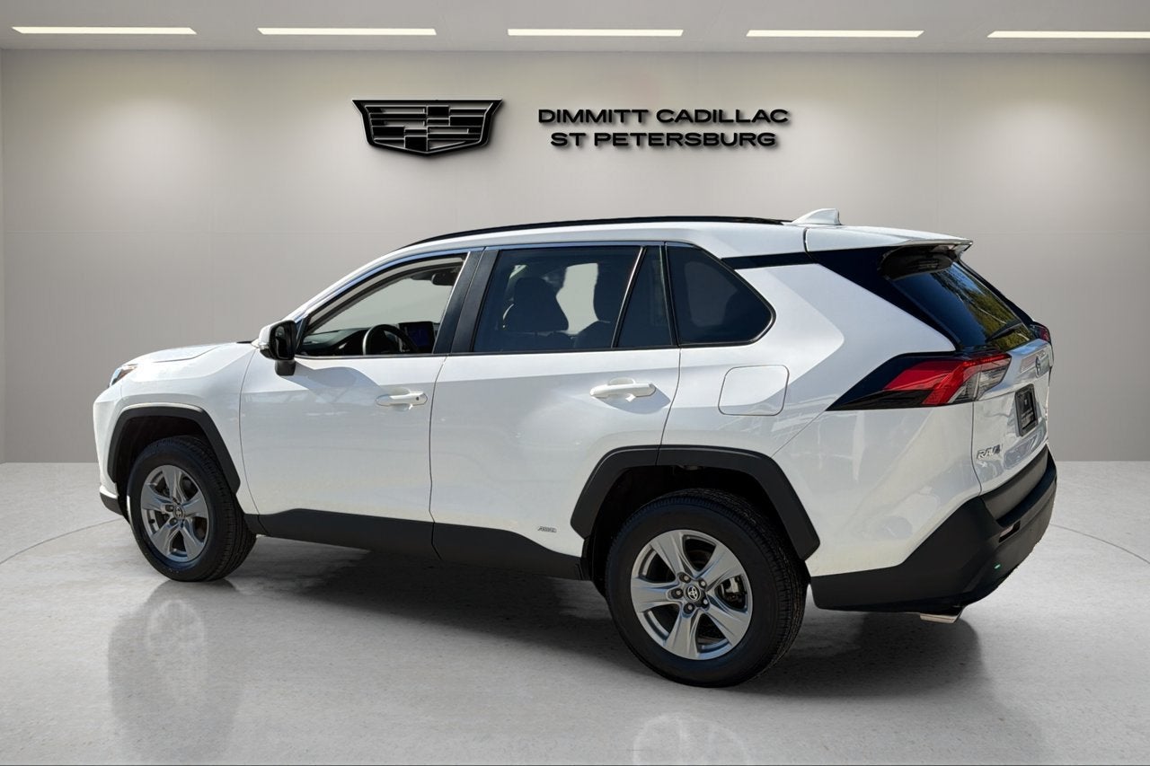 2025 Toyota RAV4 Hybrid XLE