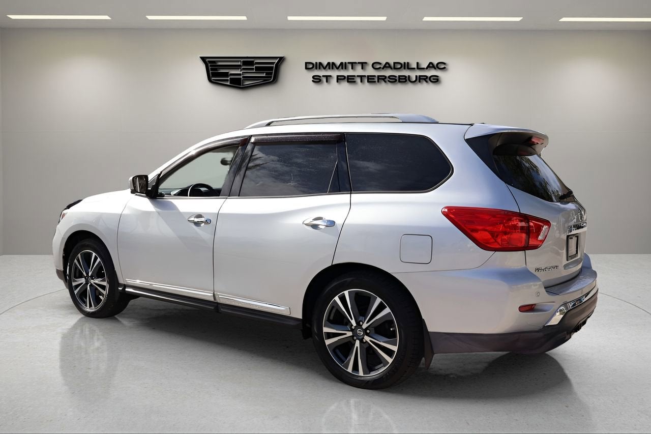 2018 Nissan Pathfinder Platinum