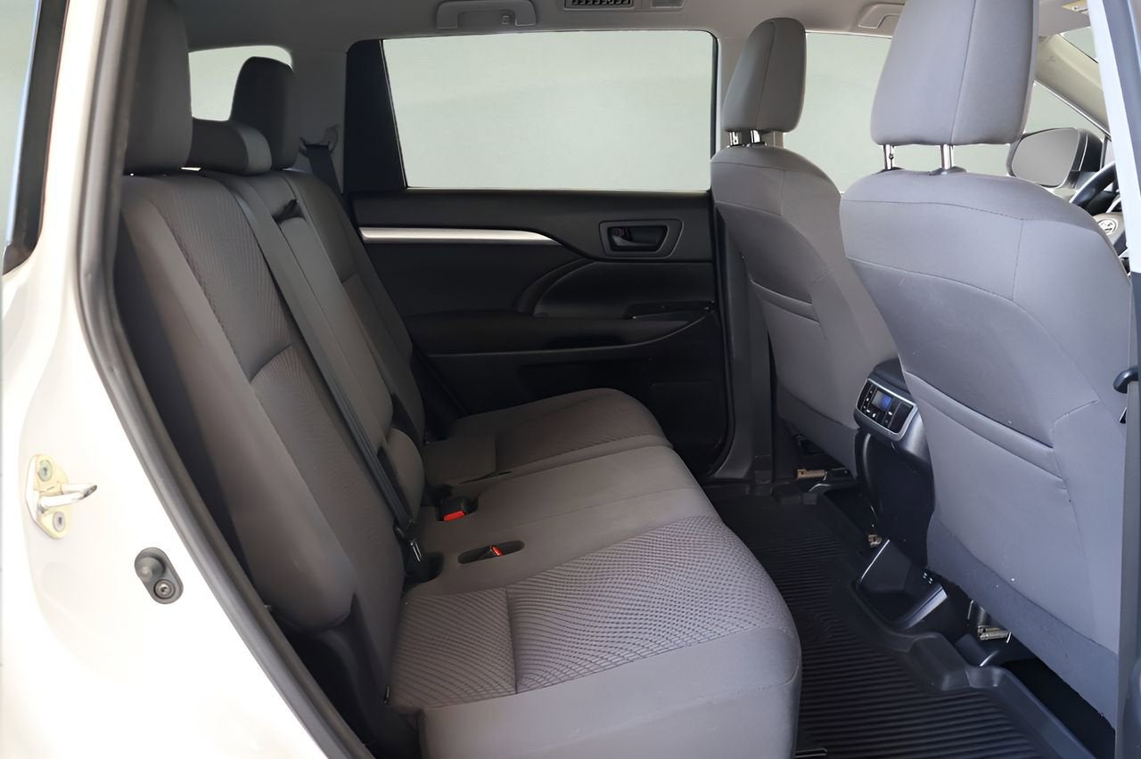 2018 Toyota Highlander LE
