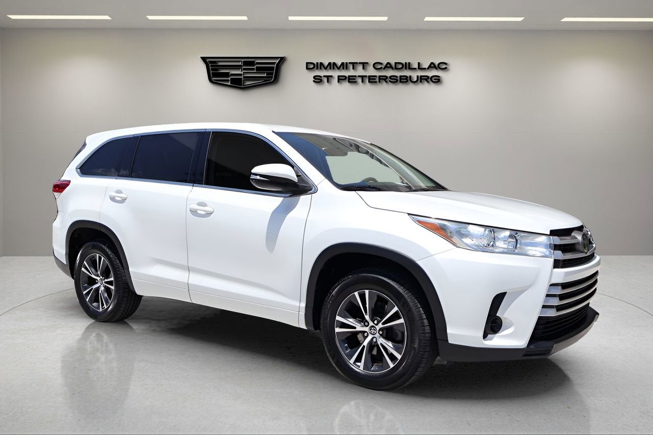 2018 Toyota Highlander LE