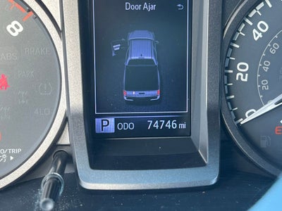 2017 Toyota Tacoma SR5