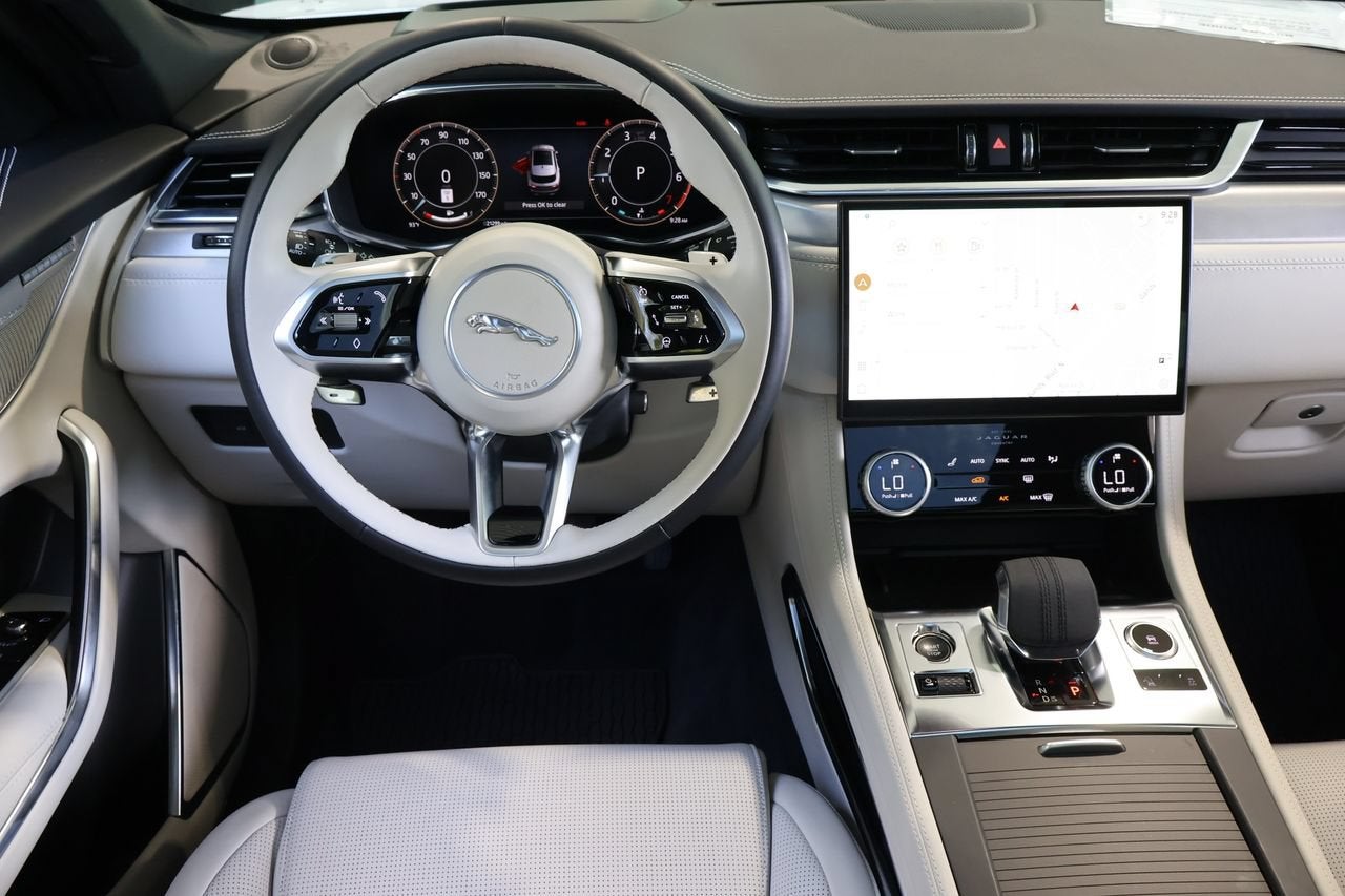2024 Jaguar F-PACE R-Dynamic S
