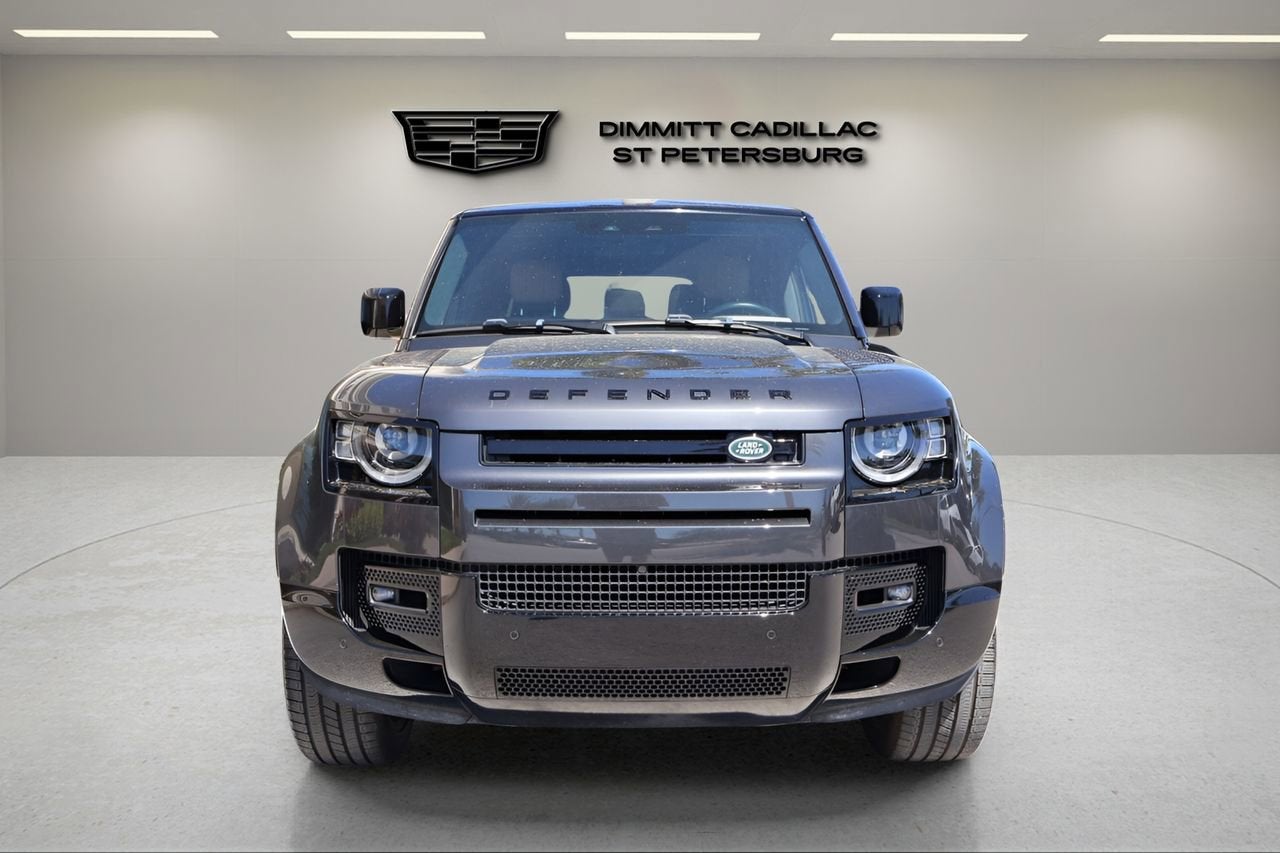 2025 Land Rover Defender V8