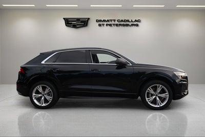 2023 Audi Q8 Premium