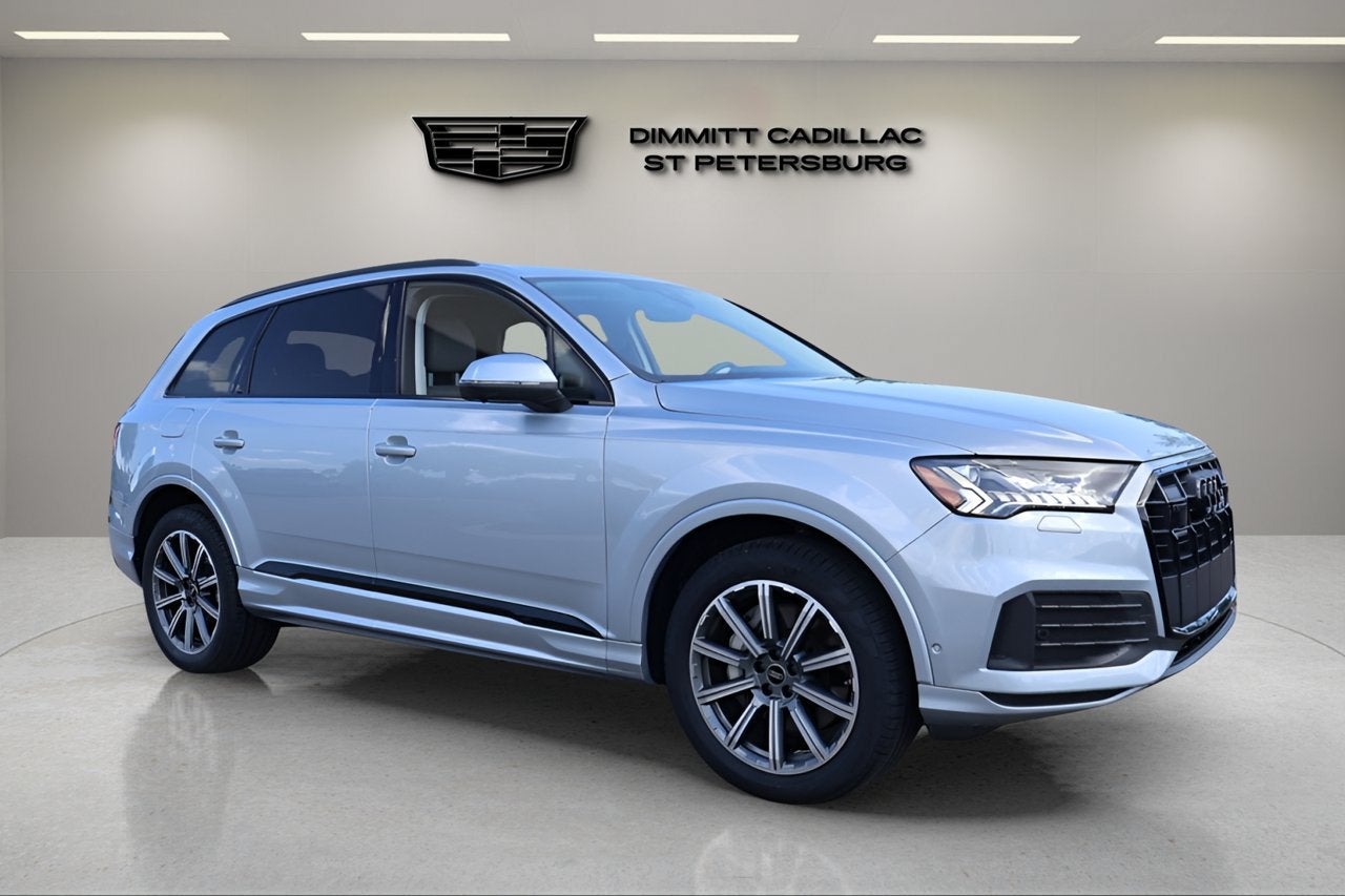2023 Audi Q7 Premium Plus