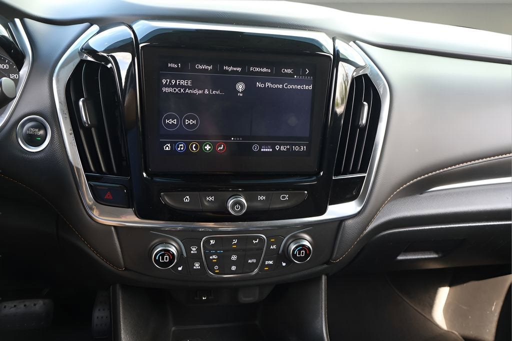 2020 Chevrolet Traverse LT Cloth