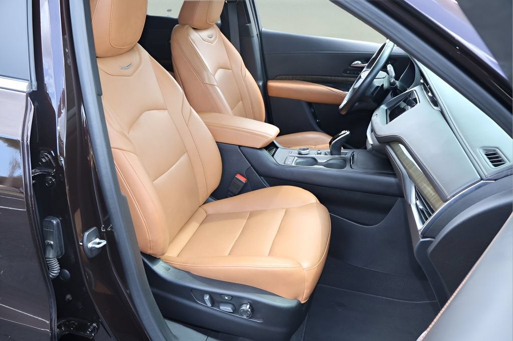 2020 Cadillac XT4 FWD Premium Luxury