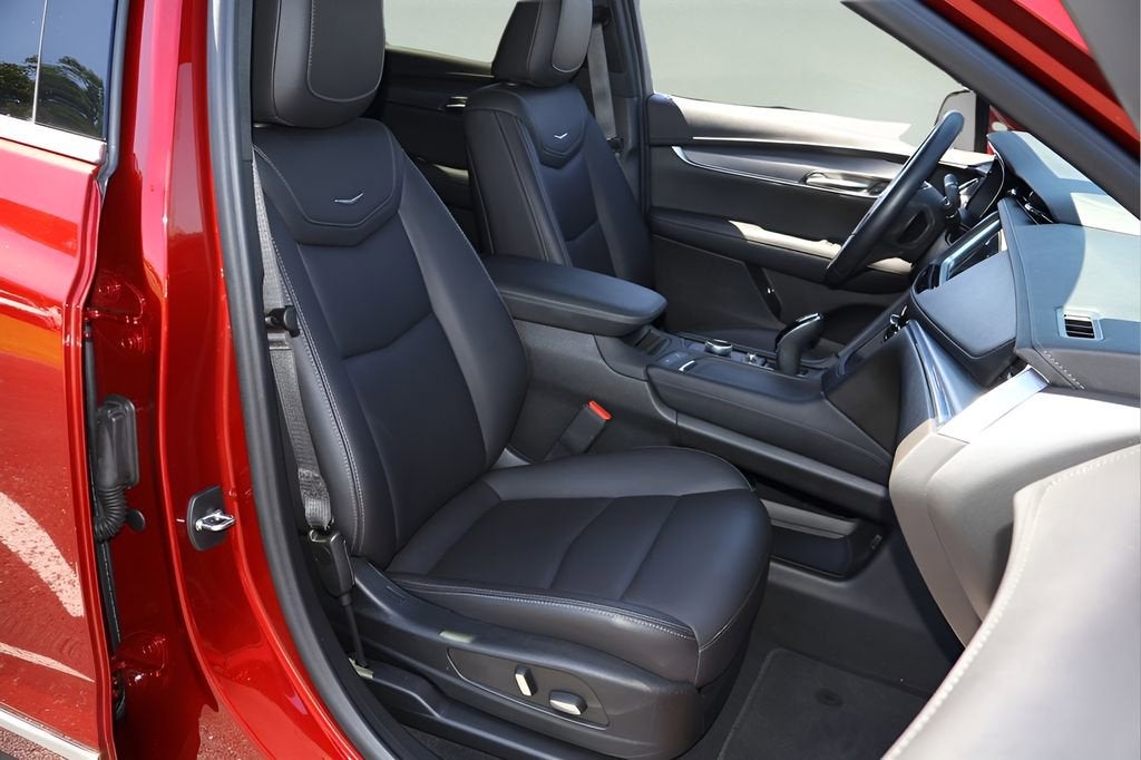 2023 Cadillac XT5 Luxury