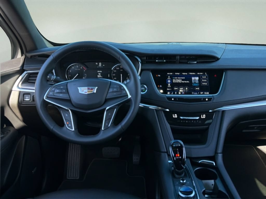 2026 Cadillac XT5 Luxury