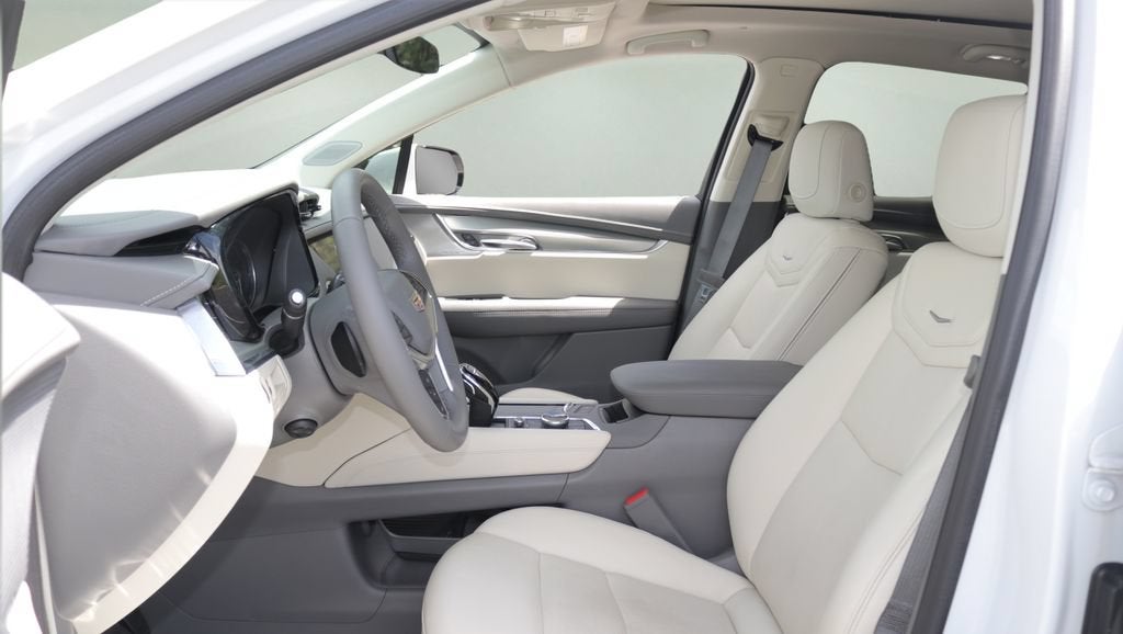 2023 Cadillac XT5 FWD Premium Luxury