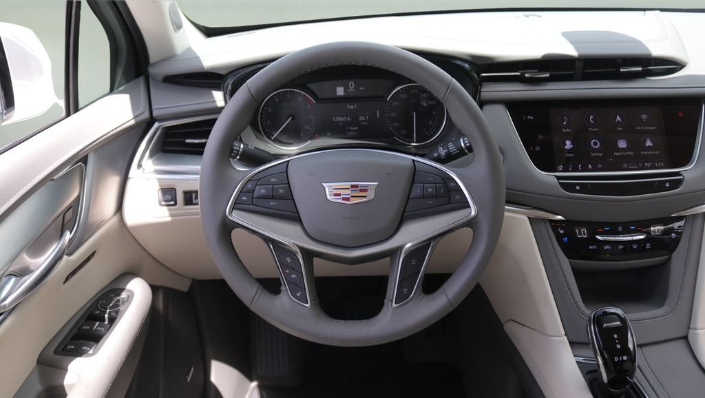 2023 Cadillac XT5 FWD Premium Luxury