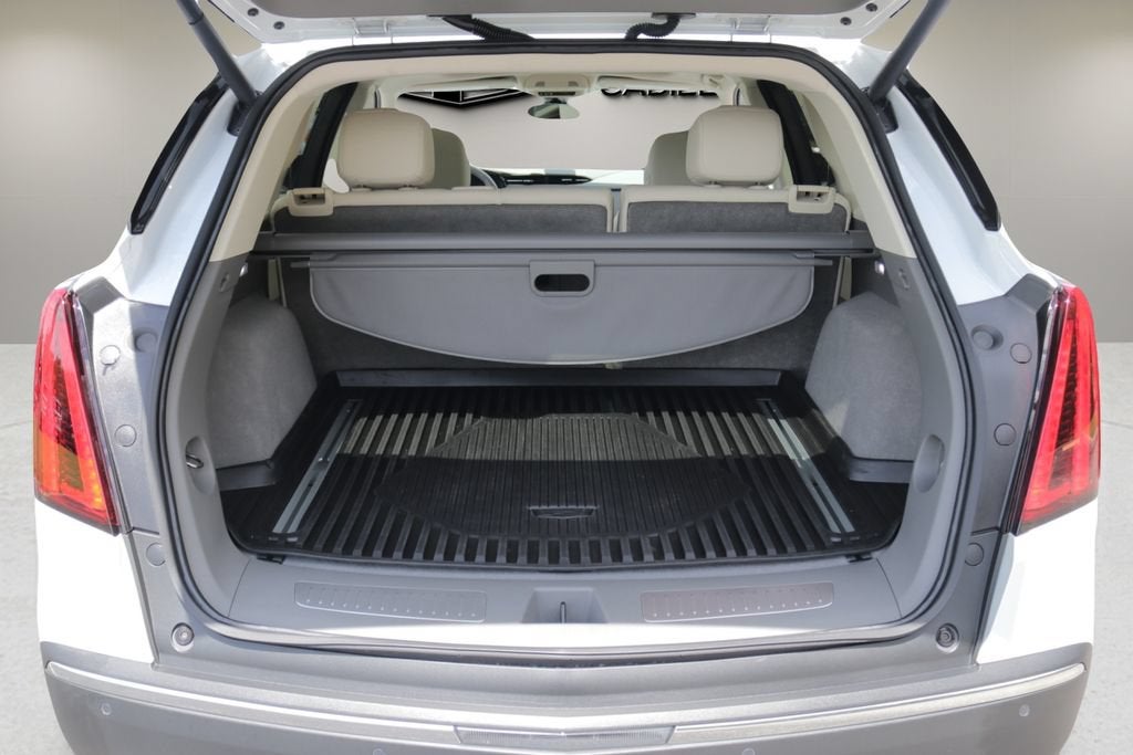 2023 Cadillac XT5 FWD Premium Luxury