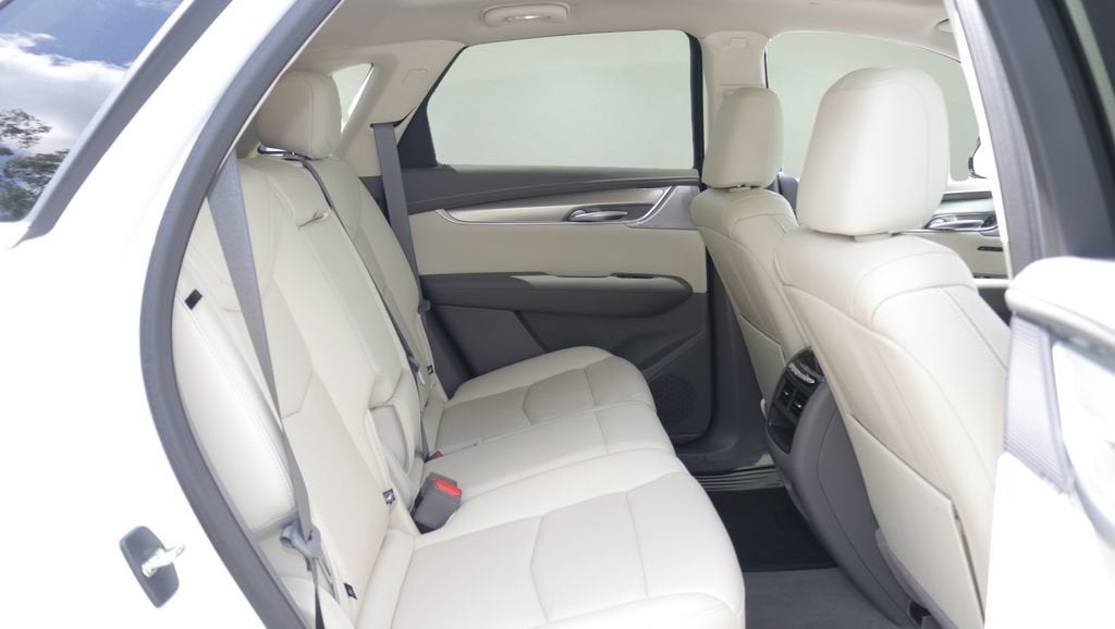 2023 Cadillac XT5 FWD Premium Luxury