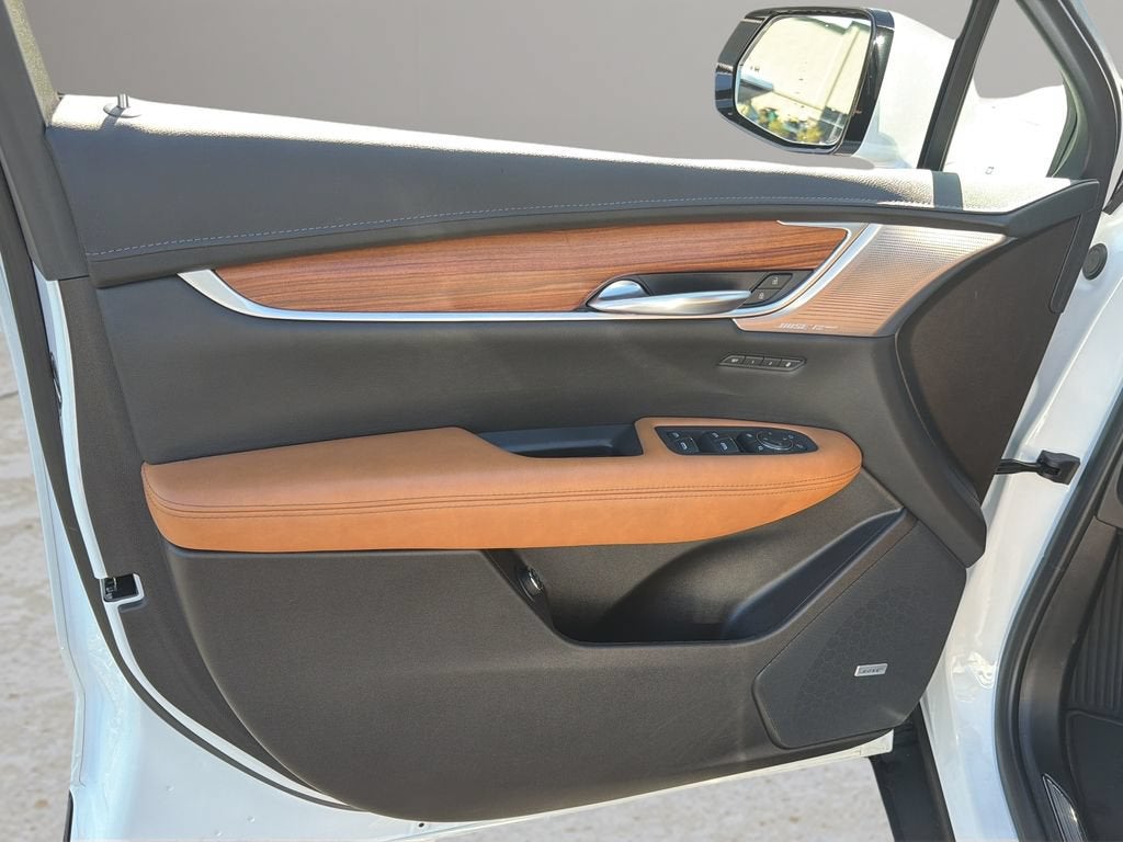 2023 Cadillac XT5 FWD Premium Luxury