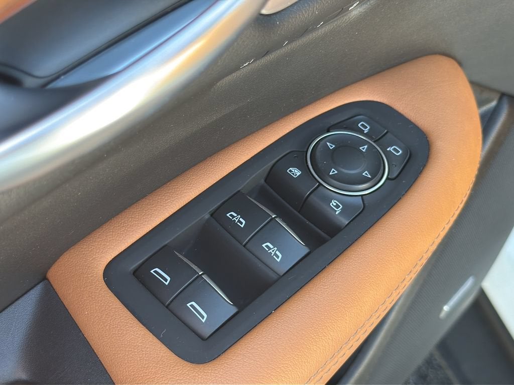 2023 Cadillac XT5 FWD Premium Luxury