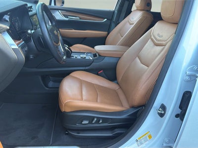 2023 Cadillac XT5 FWD Premium Luxury