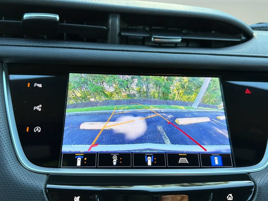 2023 Cadillac XT5 FWD Premium Luxury