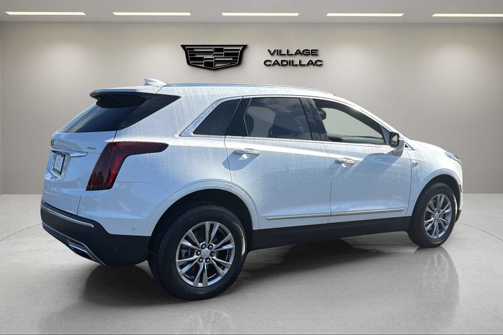 2023 Cadillac XT5 FWD Premium Luxury