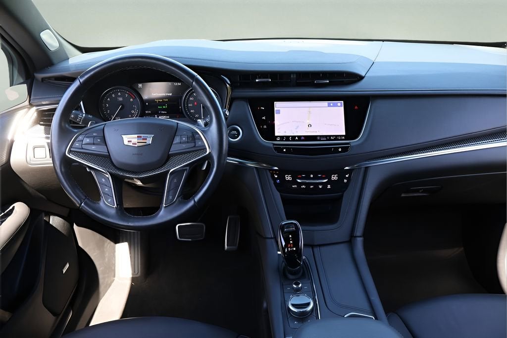 2023 Cadillac XT5 Sport