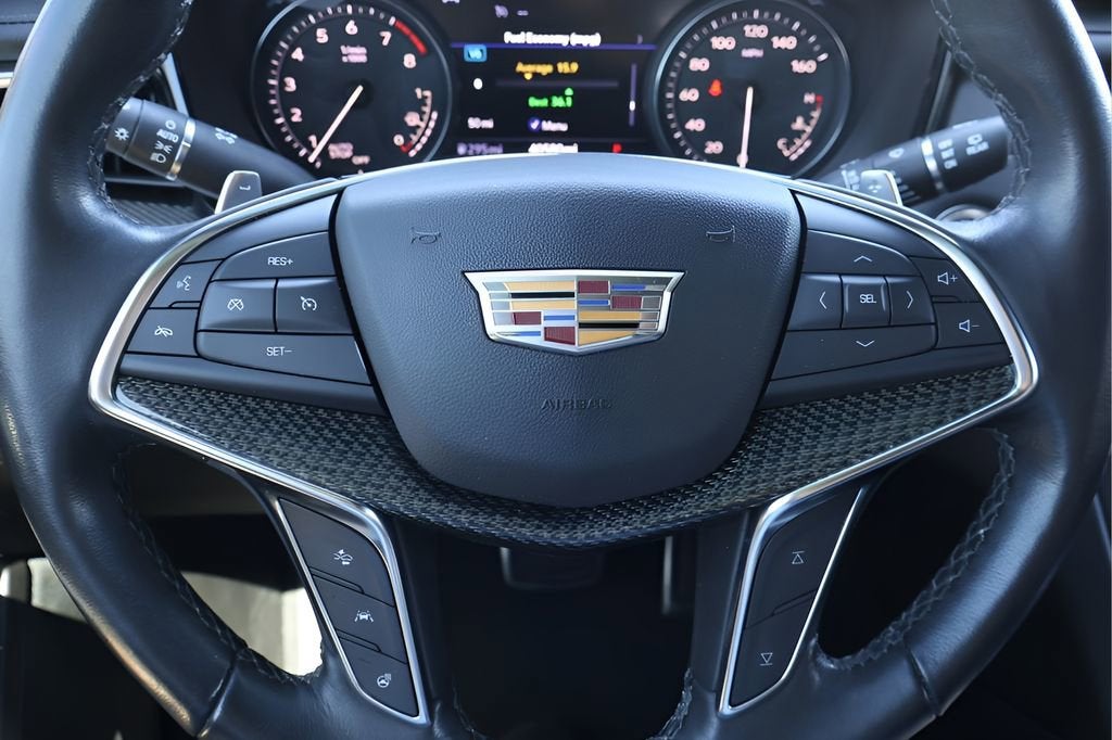 2023 Cadillac XT5 Sport