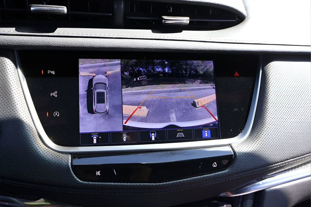 2023 Cadillac XT5 Sport