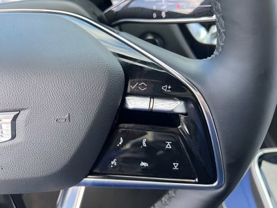 2024 Cadillac LYRIQ Luxury 2