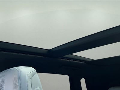 2024 Cadillac LYRIQ Luxury 2