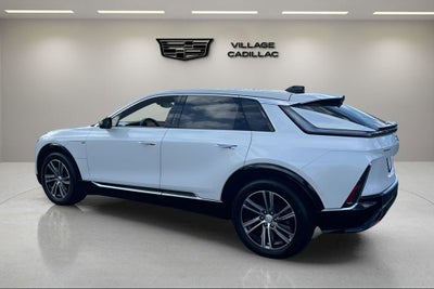 2024 Cadillac LYRIQ Luxury 2